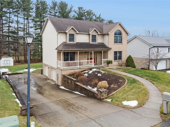 111 Pagano Dr, New Stanton, PA 15672