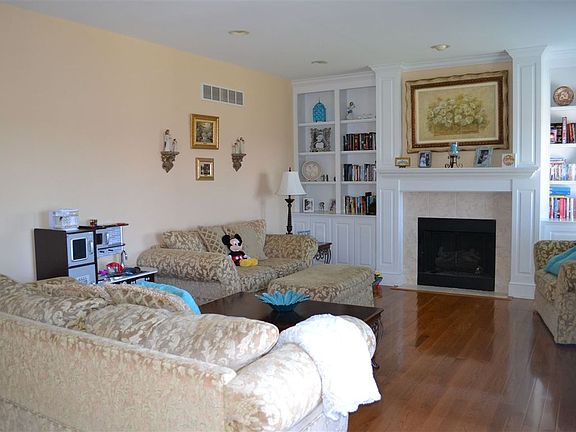 4th image of 107 Lynwood Dr