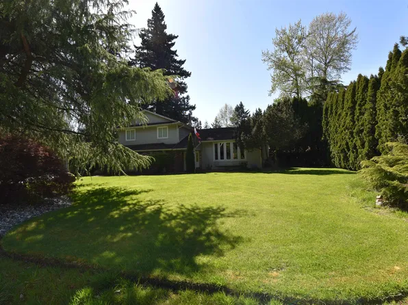 2233 171st St, Surrey, BC V3Z 9X6