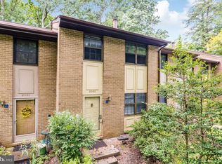 2053 Headlands Cir, Reston, VA 20191