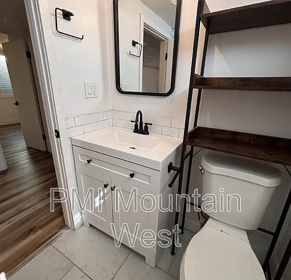 724 N 1200 E — Photo 9