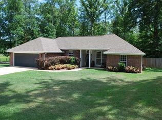 111 Hattaway Rd, Calhoun, LA 71225