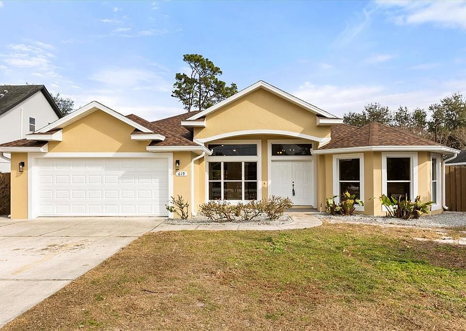 1st image of 619 Rhodes Dr