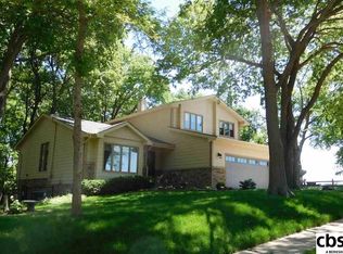 12001 Daniell Rd, Bellevue, NE 68123