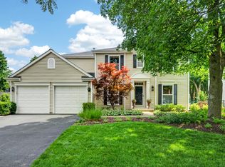 249 Pontiac Ln, Vernon Hills, IL 60061