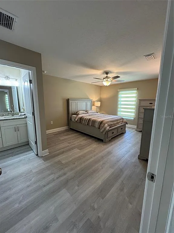 1 bed, 1.0 bath, 631 sqft, $1,450 — Photo 4