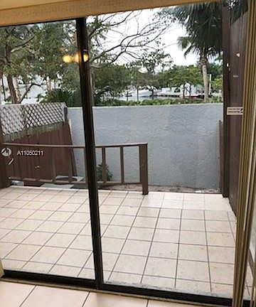 4th image of 1901 NW South River Dr APT 28C
