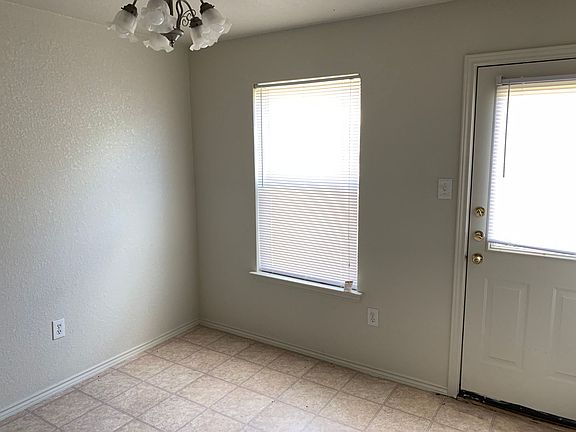 4th image of 3301 Toledo Dr APT B