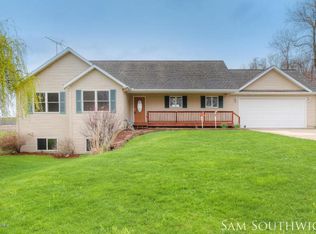10084 Whitten St NE, Rockford, MI 49341
