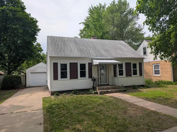 2816 Kenmore Ave, Rockford, IL 61101