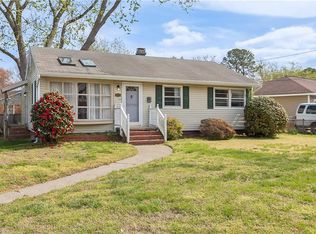 146 Lynnhaven Dr, Hampton, VA 23666