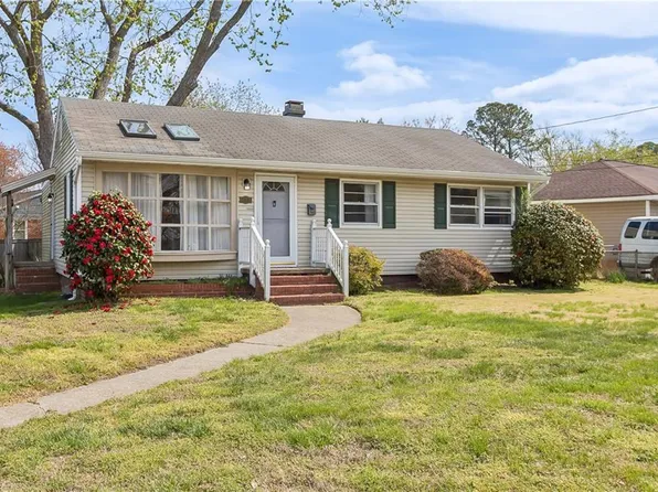 146 Lynnhaven Dr, Hampton, VA 23666