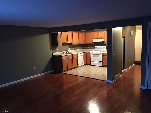 Postlamp 04 1st Floor