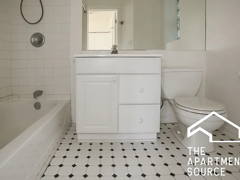 3846 N Southport Ave #3 — Photo 9