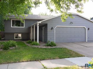 3309 S Gibson Ave, Sioux Falls, SD 57106