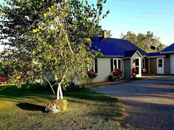 21714 Sand Hill Road, Platteville, WI 53818