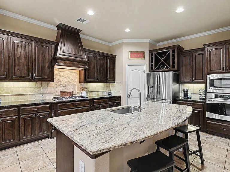 1919 Mulligan Dr — Photo 11