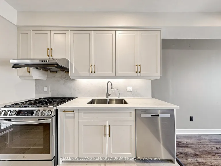 45 Cameo Dr — Photo 17