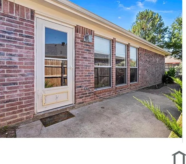 5632 Colebrook Trl — Photo 11