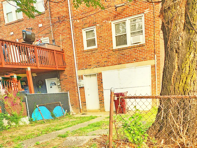 2601 N Heald St — Photo 6
