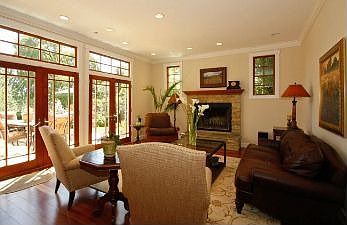 Living Room :: 352 Molino Avenue