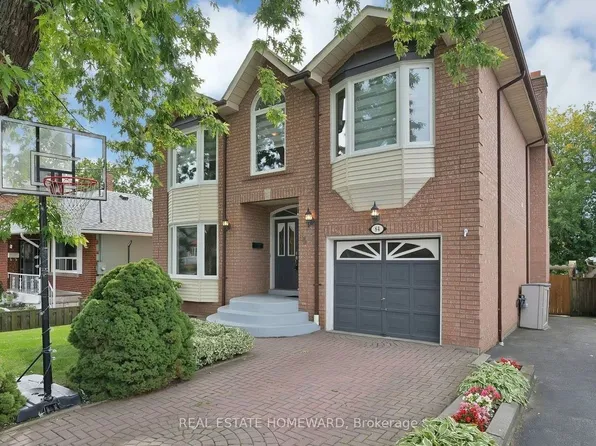 84 Maybourne Ave, Toronto, ON M1L 2W2