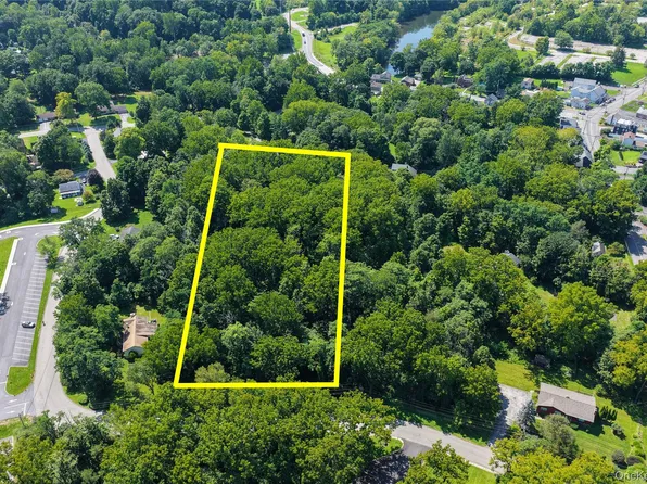 Chase Drive, Fishkill, NY 12524