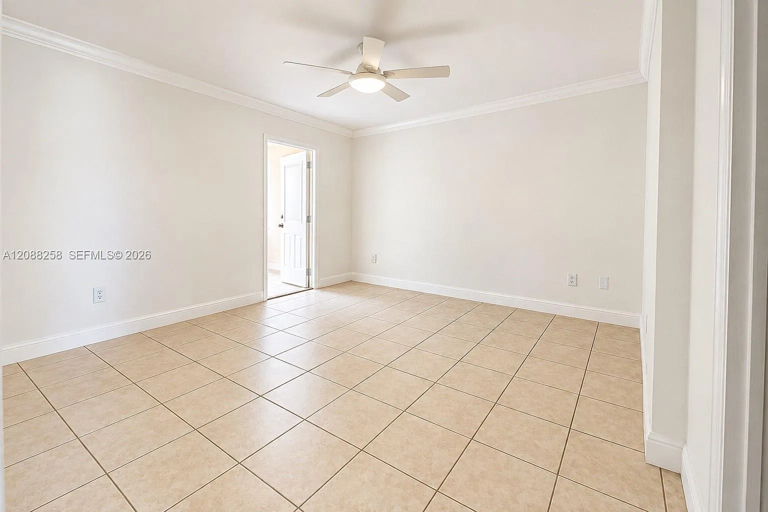 3 bed, 1516 sqft, $4,000 — Photo 3