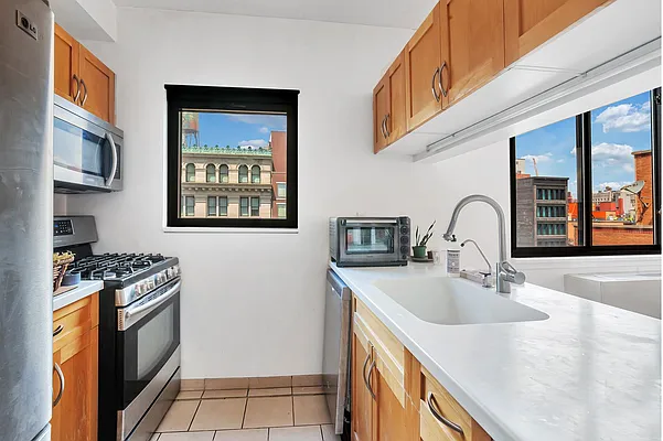 Rented by Douglas Elliman | media 8