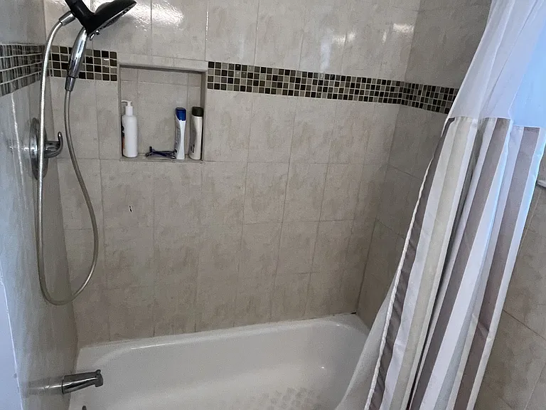 1507 S John Young Pkwy — Photo 23