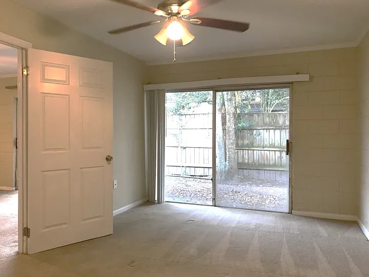 2241 W Pensacola St #53 — Photo 4