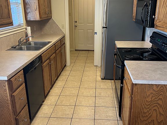 5th image of 5705 Grinnell St APT B