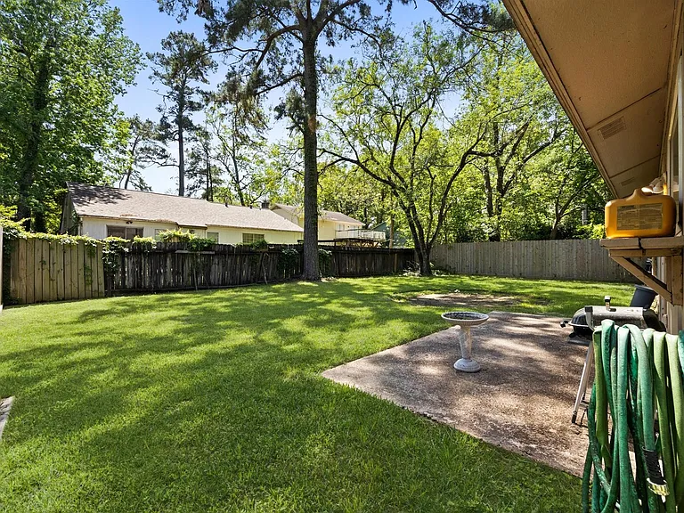 3218 Sycamore Springs Dr — Photo 27