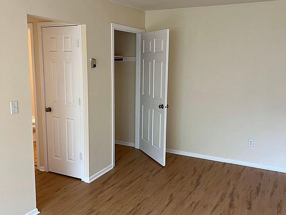4th image of 1029 Raymond Ave APT 8