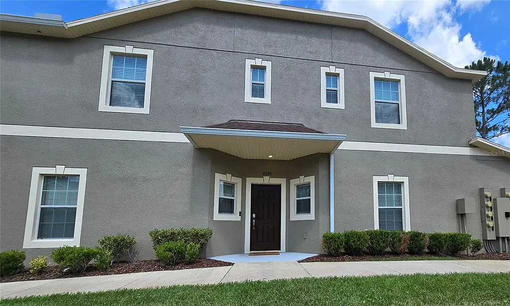 4 bed, 3.0 bath, 1612 sqft, $2,150 — Photo 1