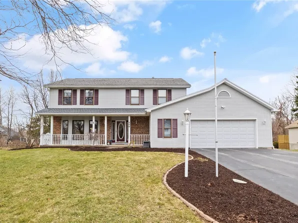 498 Bay Meadow Dr, Webster, NY 14580