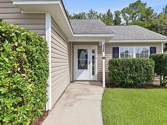 3rd image of 2748 Woodcreek Ln.