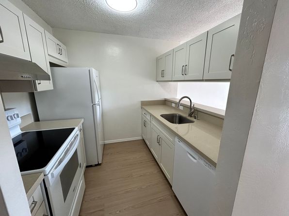 98-500 Koauka Loop APT 6G, Aiea, HI 96701