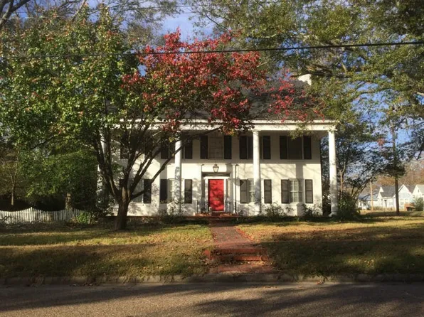 409 Sycamore St, Mineola, TX 75773