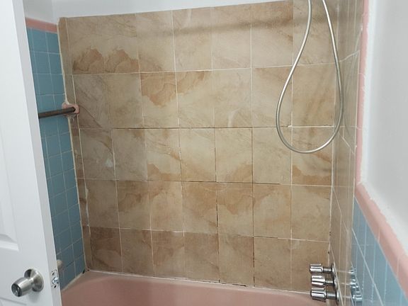 5th image of 848 E 55th St Floor 2