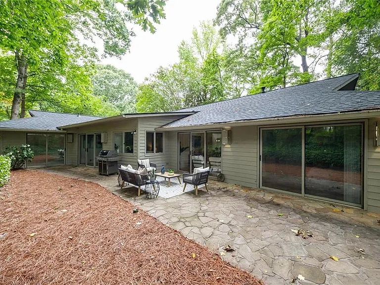 4198 Lake Rill Ct — Photo 35