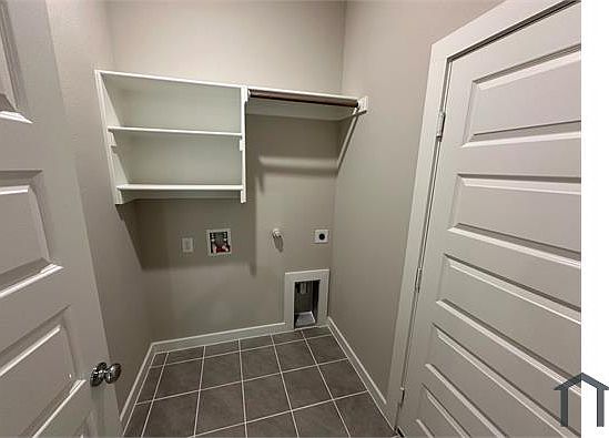 5th image of 109 Lavender St