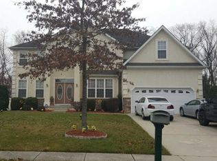 151 Blue Meadow Ln, Sicklerville, NJ 08081