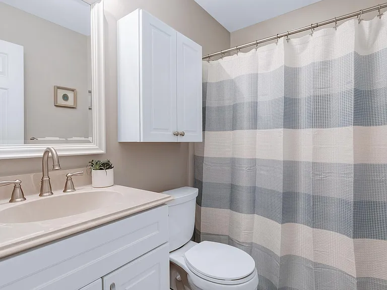 113 Wethersfield Dr — Photo 35