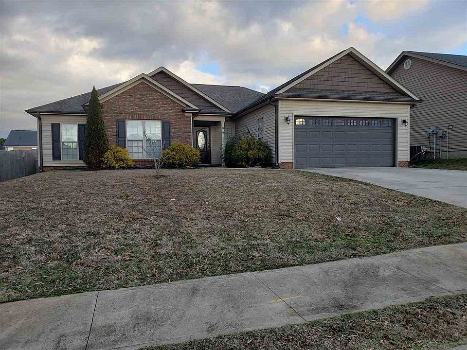 1st image of 810 Dove Creek Ct
