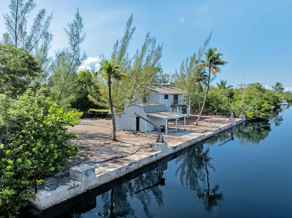 2084 No Name Dr, Big Pine Key, FL 33043