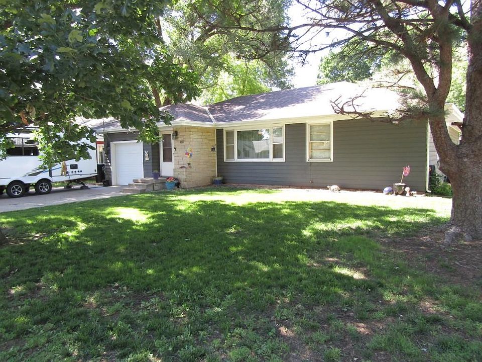 1st image of 817 E Jewell Ave