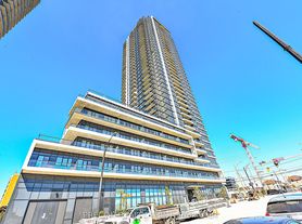 15 Watergarden Dr N
