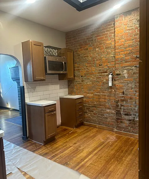 30 N Sandusky St #202 — Photo 2
