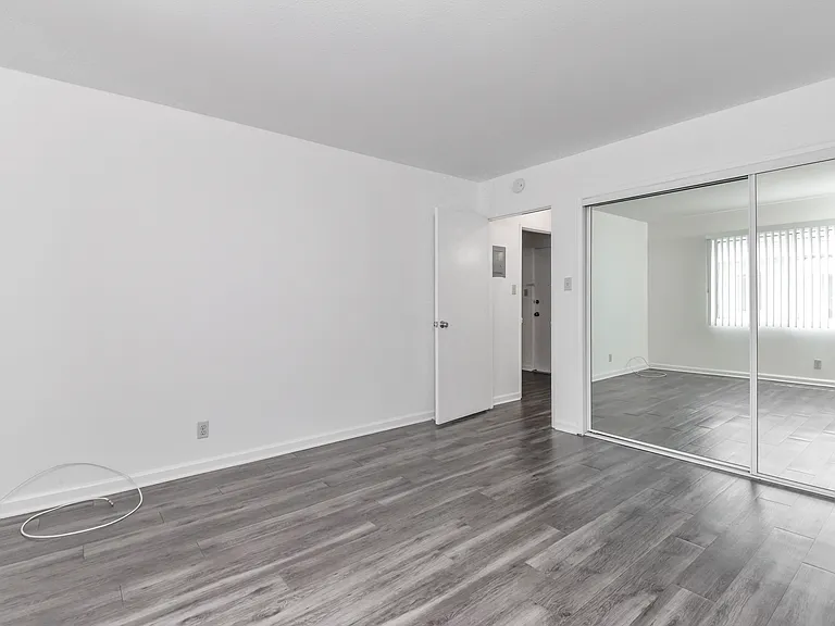 1799 N Hollywood Way #C — Photo 14
